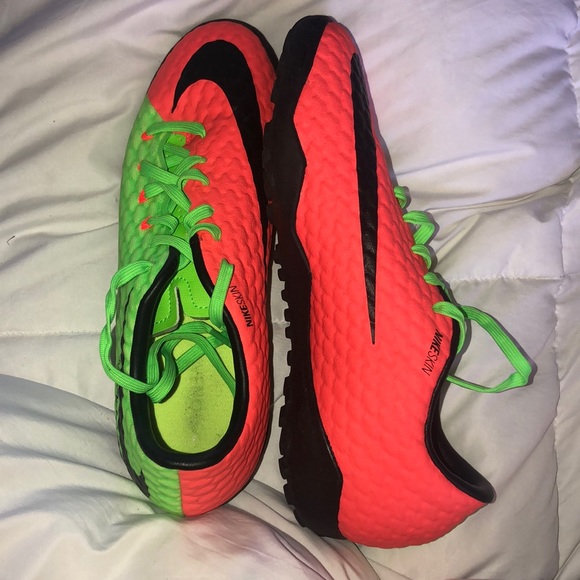nike hypervenom turf shoes